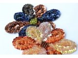 Motif floral perles et paillettes